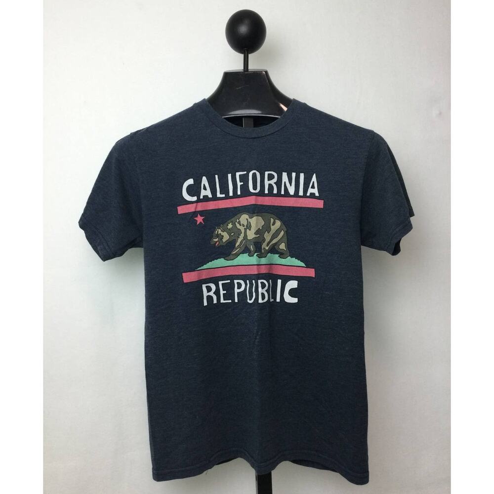 California Republic Flag Tee Unisex Size M/L